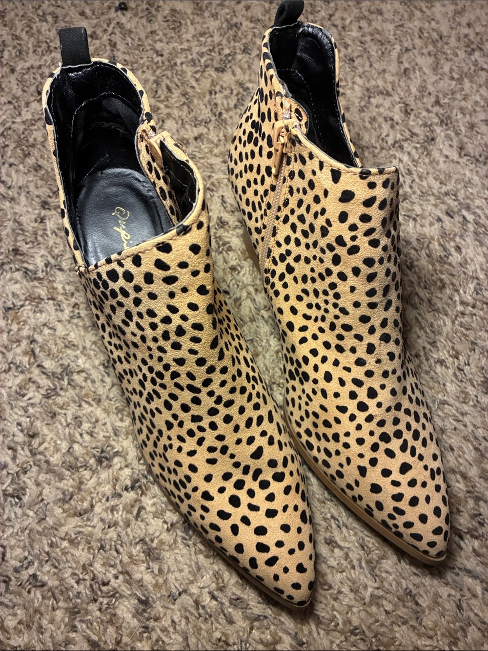 Qupid Leopard-Print Pointed Ankle Booties in Tan and Black‎